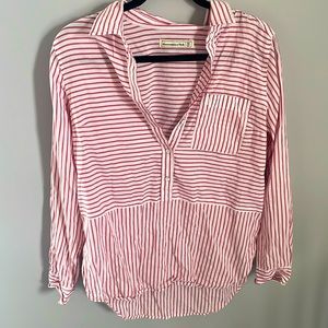 Buttons shirt